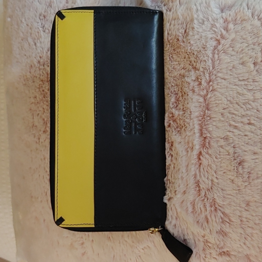 🌻RADLEY LONDON TWO-TONED BLACK AND YELLOW LARGE WALLET